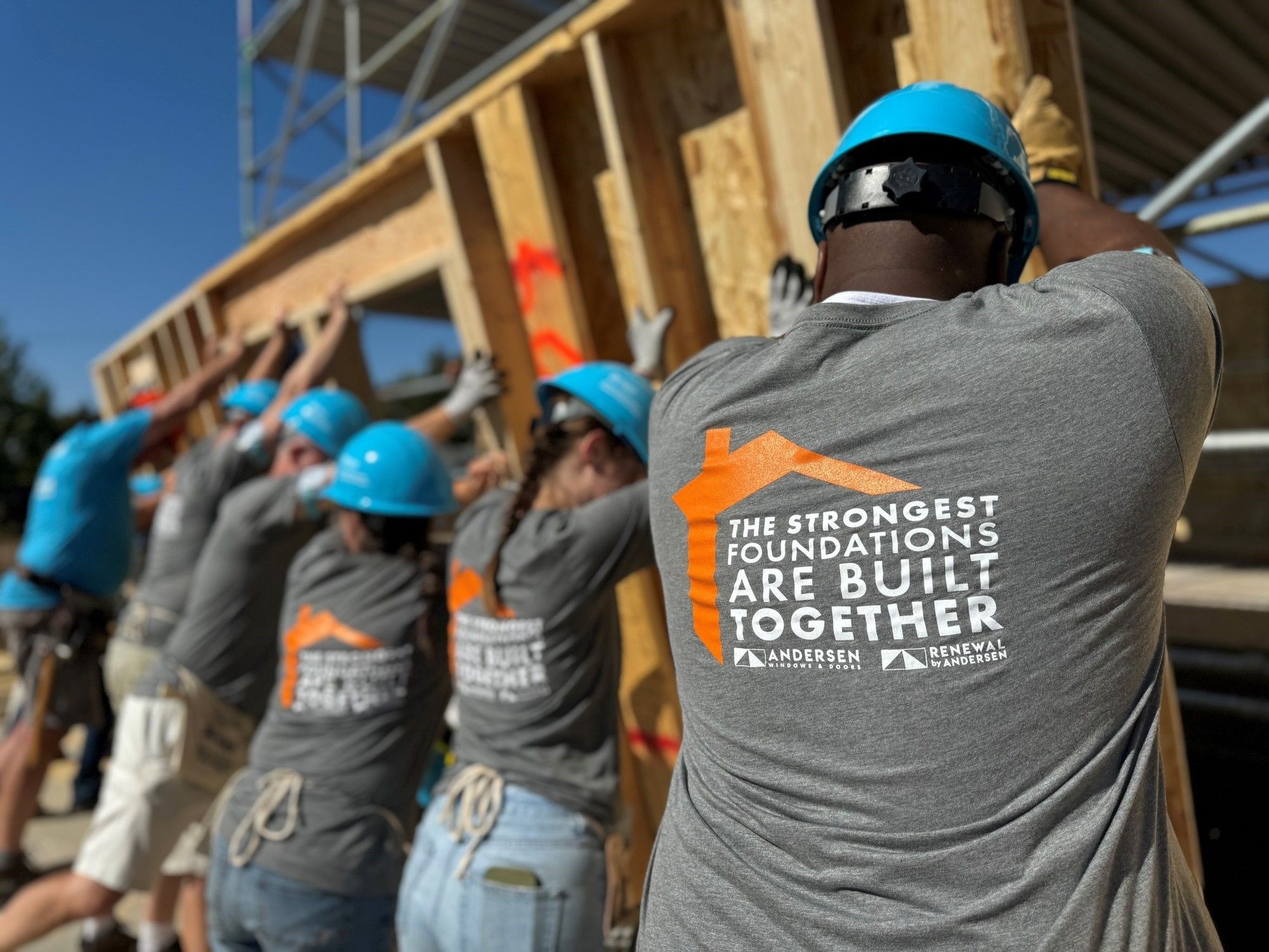 Andersen volunteers at Habitat build