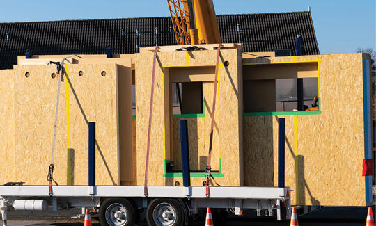 Window-specific Issues in Modular Construction